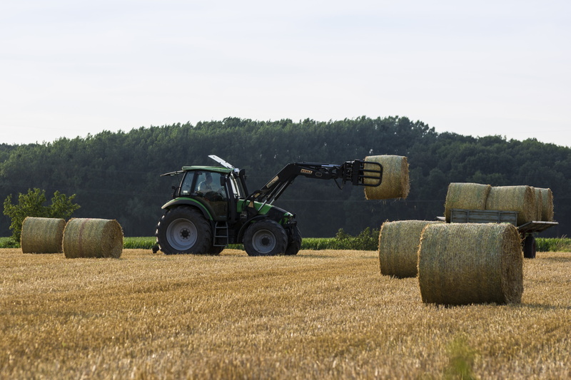 5K, carrying, agricultural equipment, hay, agricultural machinery, no people, landscape, land, bauer, agriculture, straw, towards, machinery, farm, green