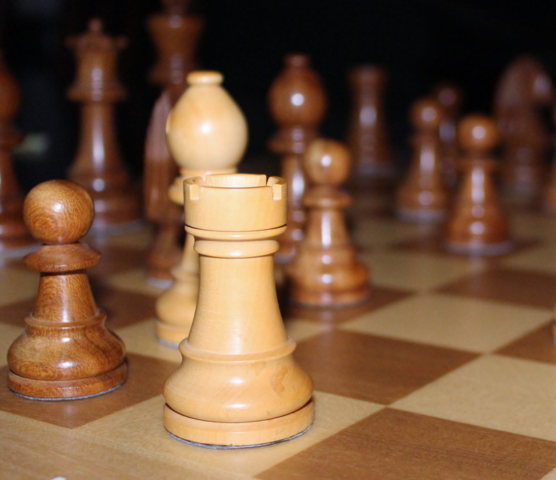 king - chess piece, focus on foreground, leisure games, no people, chess board, runners, close-up, king, relaxation, farmers, competition, strategy, think
