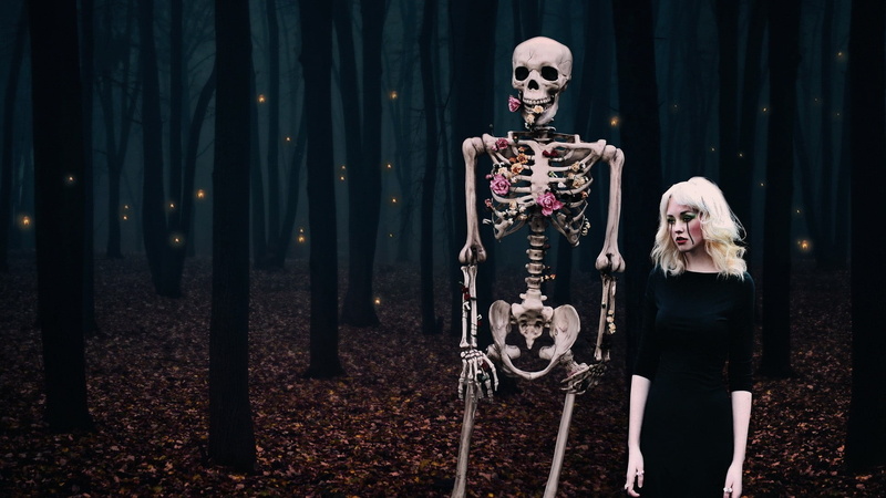 representation, fantasy girl, human skull, human representation, human bone, looking at camera, costume, bones, blonde, horror, real people, standing, spooky