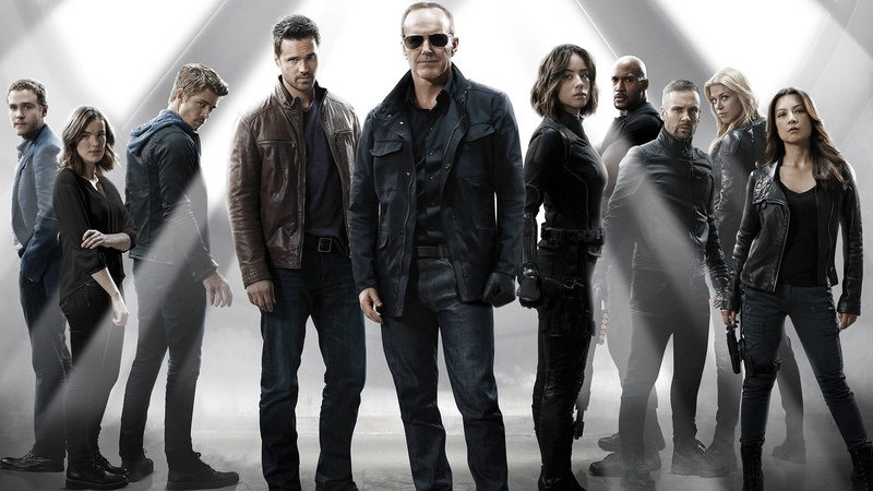mid adult men, 1080P, crowd, young adult, Marvels Agents of S.H.I.E.L.D., group of people, large group of people, full length, real people, men, coworker