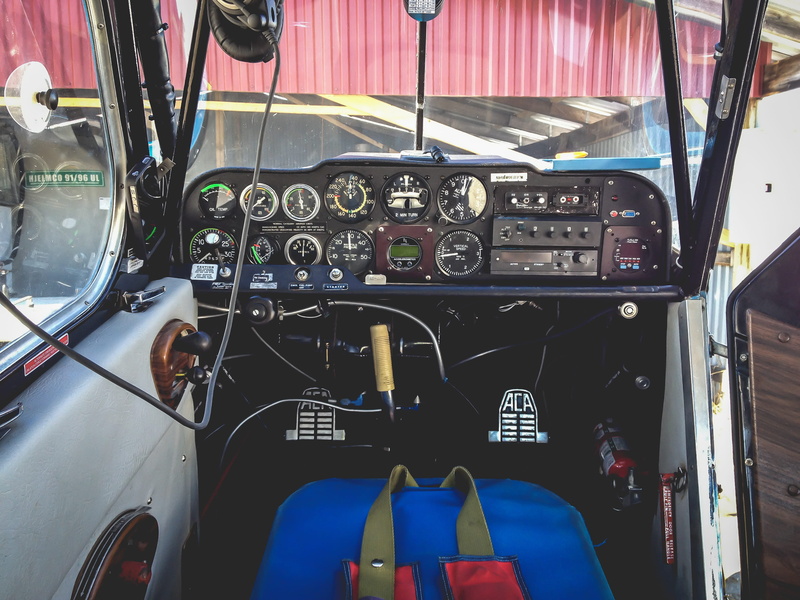 cockpit, travel, plane, gauge, airplane, mode of transportation, vehicle seat, people, flying, dashboard, control panel, ekerö, vehicle interior, control