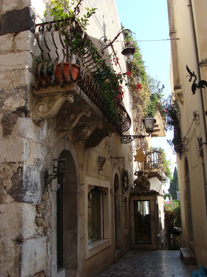 windows, residential district, entrance, outdoors, no people, nature, city, alley, day, balcony, low angle view, sicily, taormina, potted plant, building exterior