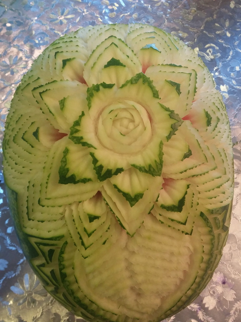 freshness, healthy eating, culinary, food, Fruit Carving, wellbeing, Watermelon, indoors, table, ready-to-eat, vegetarian food, close-up, garnish, indulgence