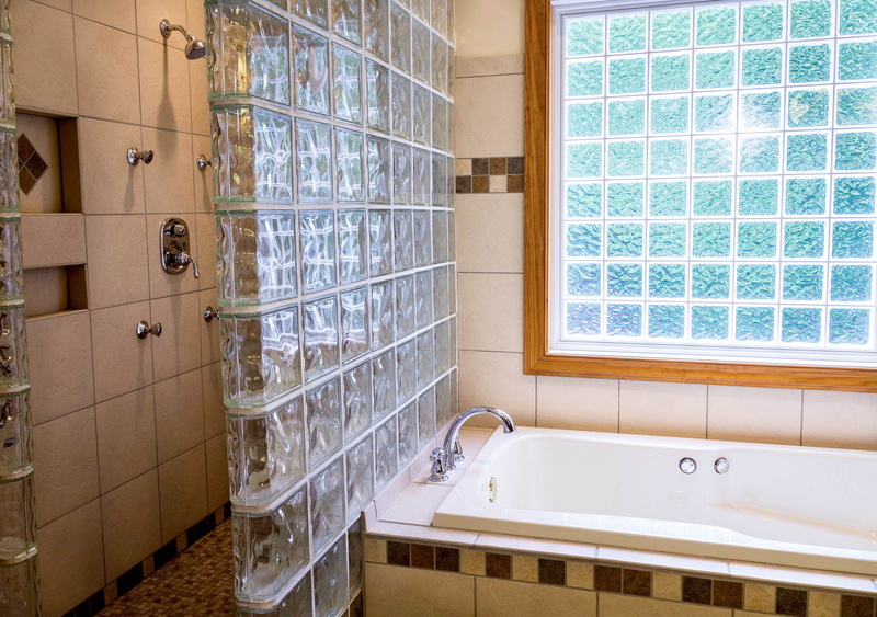 home, tub, bathroom, clean, home interior, architecture, 4K, bath, flooring, hygiene, no people, household equipment, spa, bathtub, sink, ceramic tile