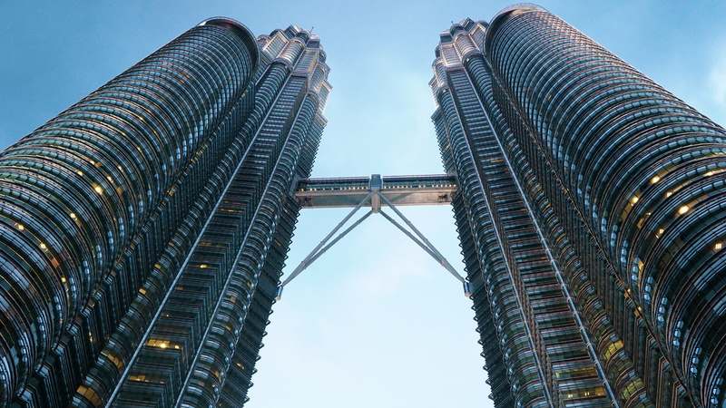 day, petronas, bridge, building, no people, travel destinations, lumpur, built structure, kuala, city, modern, angle, architecture, twin, financial district