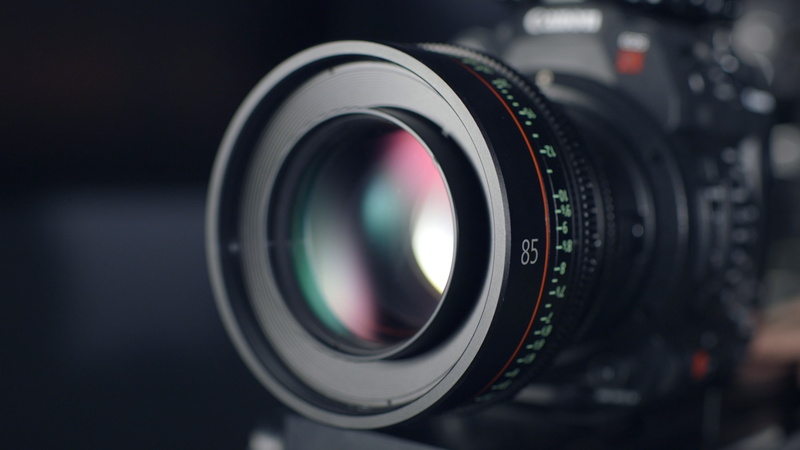 black, photography themes, equipment, dslr, filming, modern, indoors, technology, extreme close-up, no people, industry, photographic equipment, lens, electronics industry