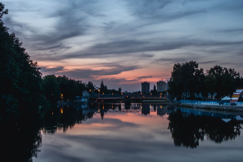 pedestal, night, tree, golden, reflection, reflections, trees, scenics - nature, buildings, post, hour, waterfront, evening, tall, cloud - sky, sunset