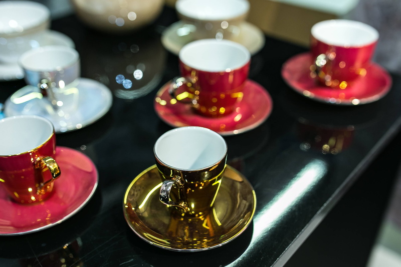 no people, drink, design, indoors, restaurant, hot drink, red, setting, mug, tea - hot drink, close-up, Collection, fancy, elegant, still life, musical instrument