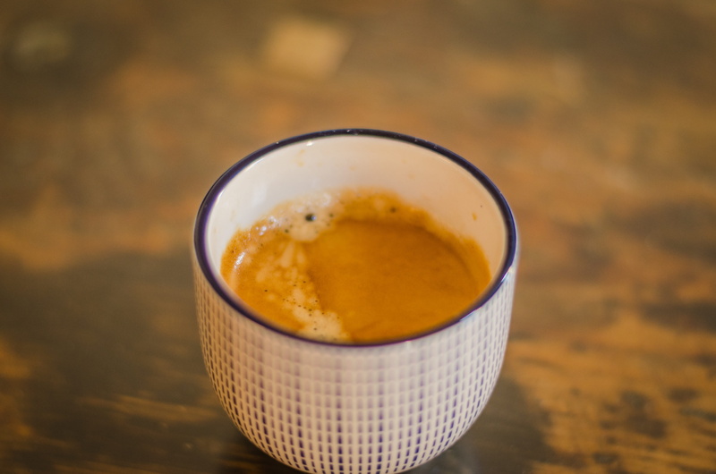 healthy eating, cappuccino, coffee shop, indoors, espresso, coffee - drink, aroma, 4K, drink, mug, focus on foreground, caffeine, freshness, coffe, breakfast