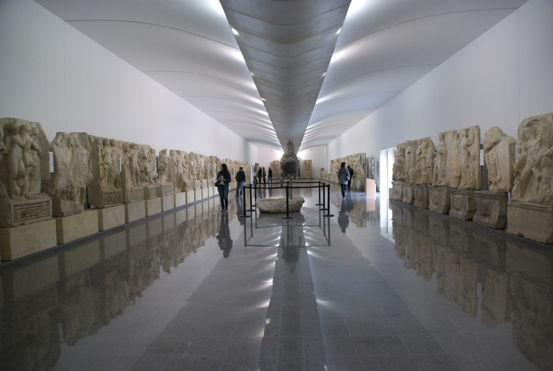 lifestyles, leisure activity, group of people, design, culture, crowd, travel, indoors, anatolia, ceiling, visitors, people, exhibition, transportation