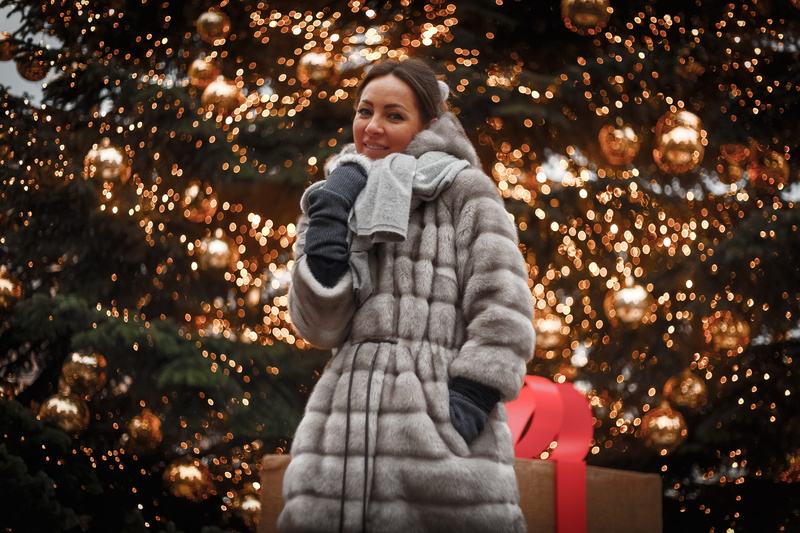 grey, women, young women, portrait, fashionable, tree, 5K, coat, cold temperature, celebration, illuminated, one person, young adult, holiday, standing
