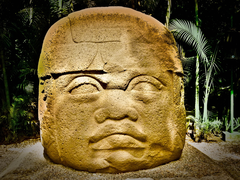 Archeology, Olmec, Tabasco, craft, Sale, statue, mesoamérica, head, human Face, male likeness, close-up, focus on foreground, no people, representation