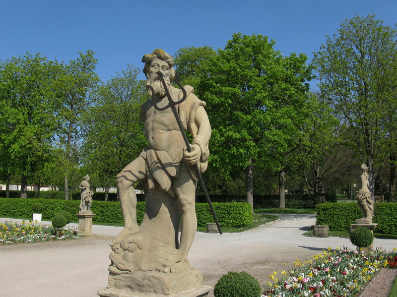 craft, castle, park, nature, Artwork, male likeness, tree, monument, neptune, growth, Stone, artists, out, steinmetz, 2K, human representation, schlossgarten