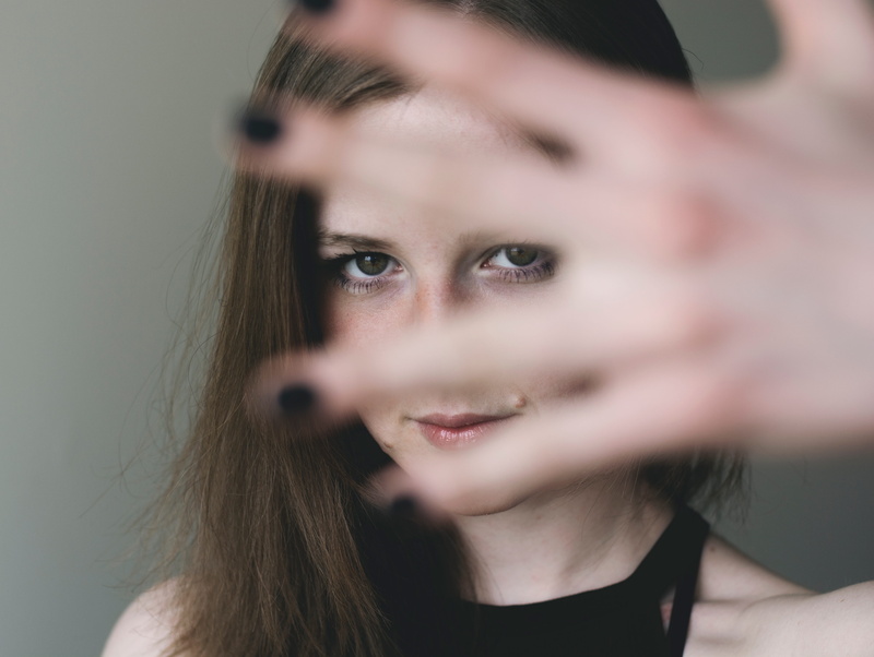 adult, girl, lady, indoors, front view, millennials, female, teenager, headshot, selective focus, model, hairstyle, women, human face, close-up, long hair