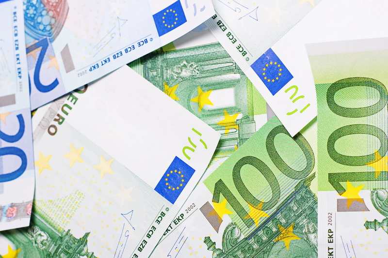 paying, money, 720P, buy, full frame, no people, backgrounds, paper currency, wealth, consumerism, banknotes, 100, directly above, studio shot, indoors