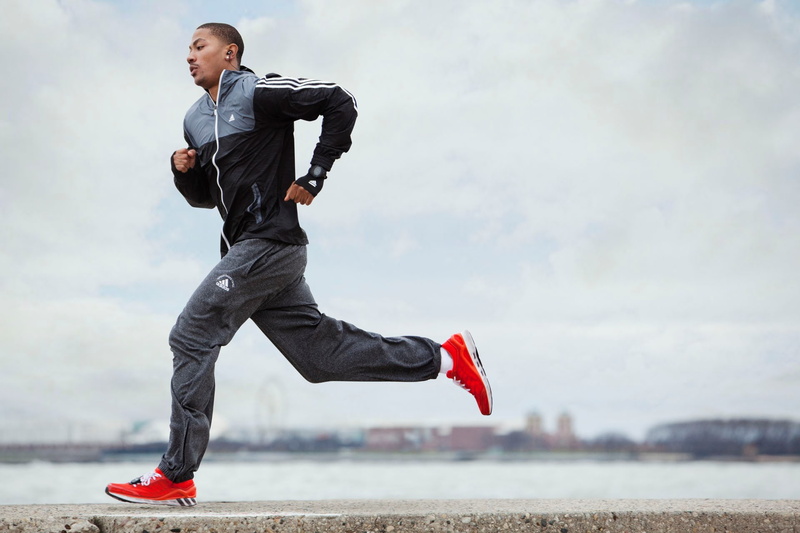 full length, copy space, males, rain, nature, adult, motion, architecture, vitality, 1080P, determination, outdoors, day, young adult, clothing, young men