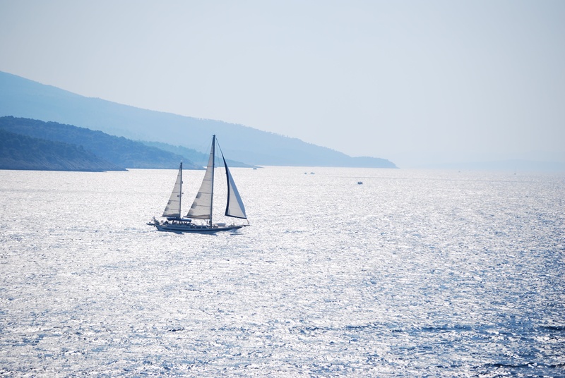 landscape, boat, day, outdoors, calm, tranquil scene, travel, sailing ship, sailing, sail, copy space, mode of transportation, transportation, floating on water