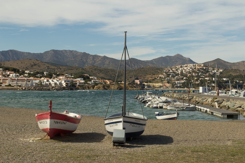 sailboat, breakwater, outdoors, fishing boats, transportation, mountain range, port, barca, sea, calm, cloud - sky, sea ​​and mountain, no people, water