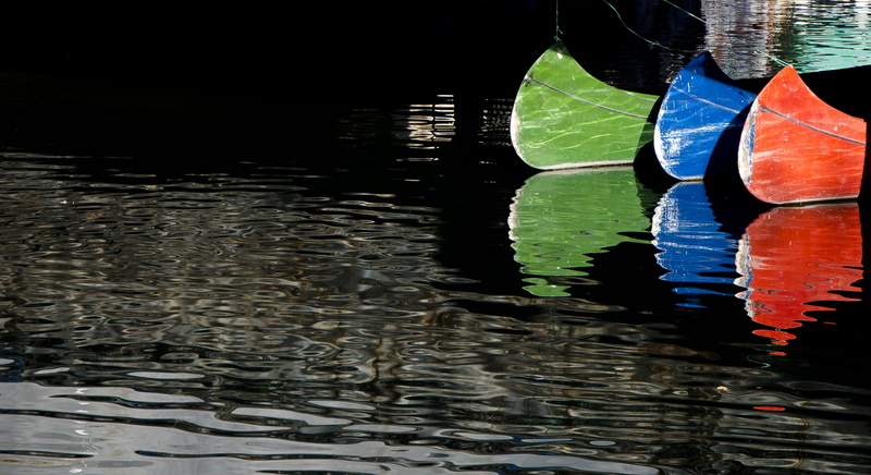 pattern, close-up, beauty in nature, reflection, no people, nature, multi colored, pool, 4K, sunlight, water, tranquility, boat, lake, rippled, romantic