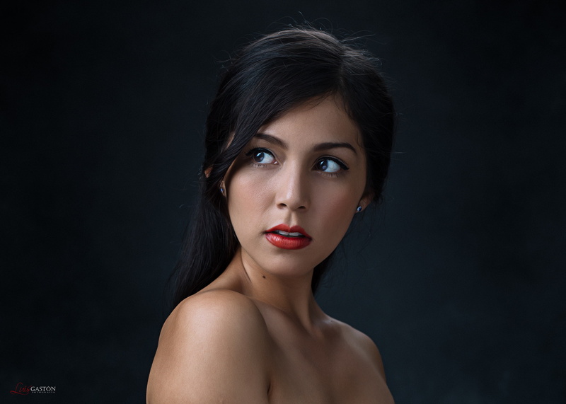 women, looking away, Luis Gastón, simple background, face, portrait, 1080P, red lipstick