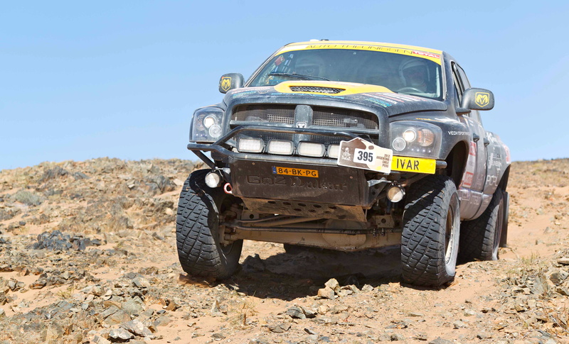 Dodge Ram, Race, clear sky, Desert, off-road vehicle, motor vehicle, car, land, sunny, yellow, land vehicle, black, Jeep, wheel, Auto, sky, dirt, metal
