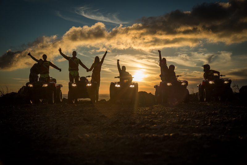 leisure activity, armed forces, lifestyles, field, cloud - sky, mxparts, 5K, orange color, sunset, land, ct leandro silva, sky, transportation, group of people