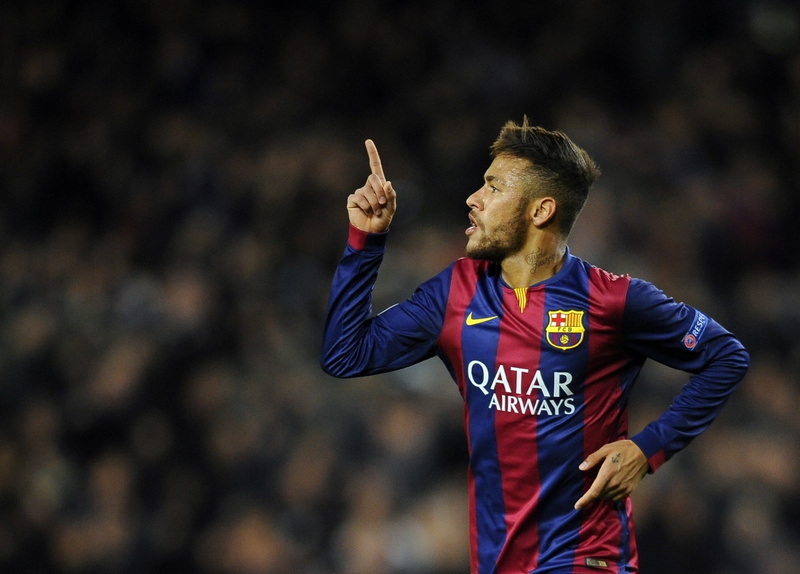 waist up, Football, men, human limb, clothing, match - sport, athlete, soccer, sport, one person, gesturing, team sport, front view, body part, standing