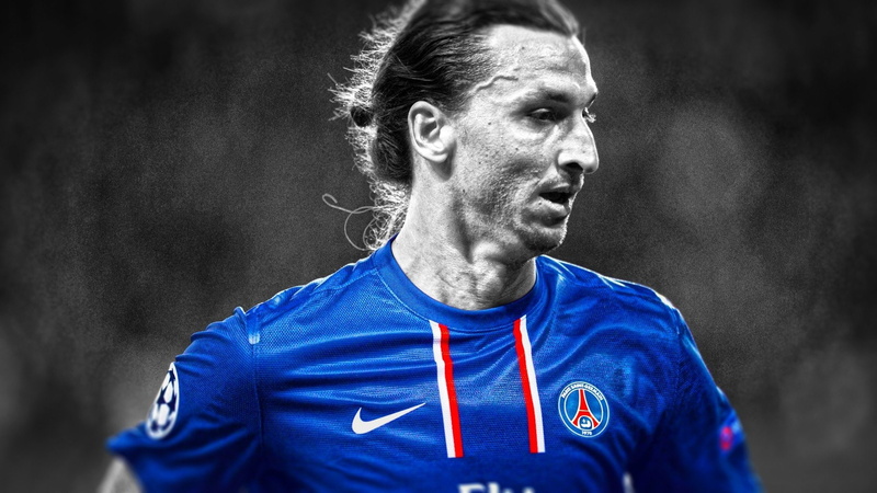 standing, competition, serious, front view, young adult, number, one person, success, sports clothing, Soccer, athlete, blue, looking, clothing, Zlatan Ibrahimovic
