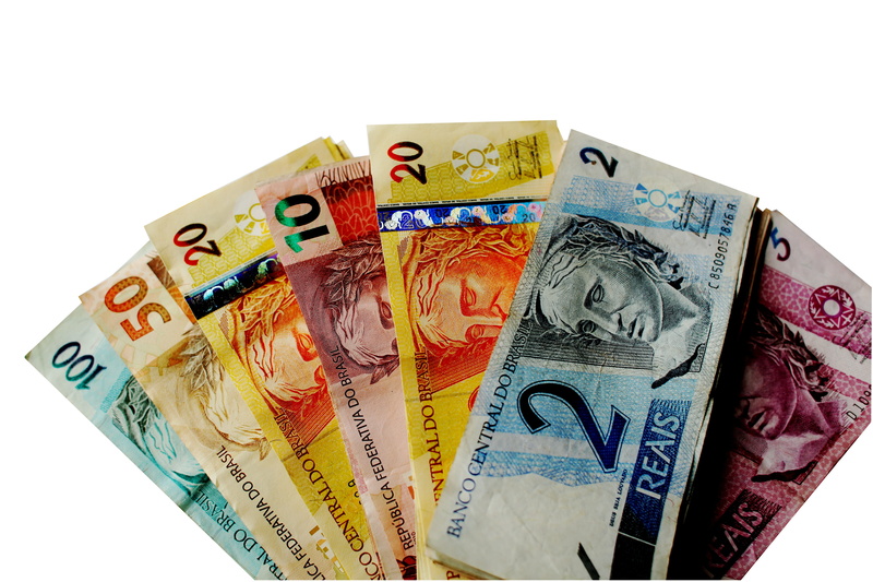 close-up, investment, salary, income, paper currency, brazilian currency, business, human representation, five real, still life, consumerism, fifty dollars