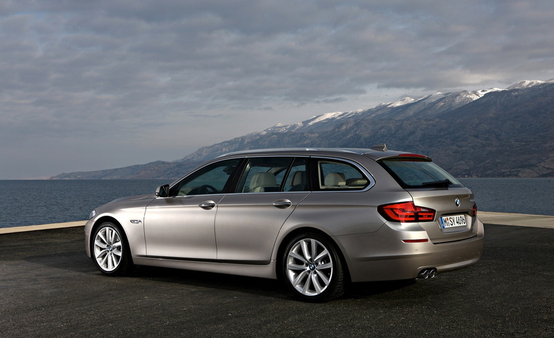 transportation, nature, water, cloud - sky, milano, motor vehicle, no people, non-urban scene, idyllic, bmw 5 series touring 520d, 1080P, land vehicle