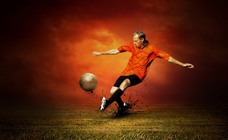 cup, sportsman, night, soccer uniform, young adult, gold, footballer, 2010 fifa world cup, soccer ball, full length, effort, people, competition, 2010 fifa world cup south africa