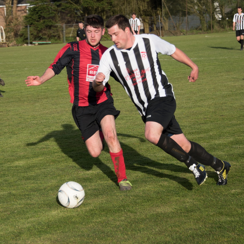 ball, young men, competition, two people, people, Football, full length, running, young adult, Sport, game, adults only, motion, front view, 2K, footballer