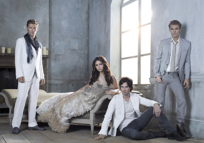 looking, full length, jacket, sofa, smiling, guys, caucasian Ethnicity, indoors, adult, men, togetherness, males, females, portrait, family, nina dobrev