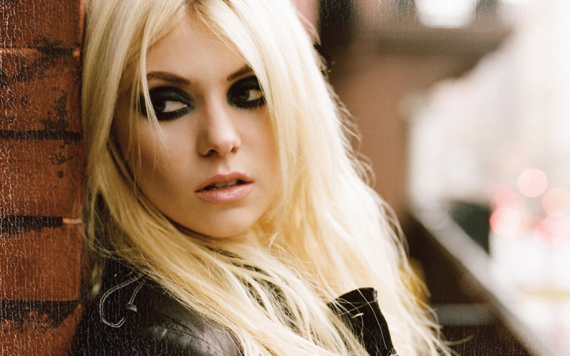 alternative, blonde, pretty, hard, singer, reckless, taylor, momsen, mood, babe, faces, 2K, rock, model, sexy, actress