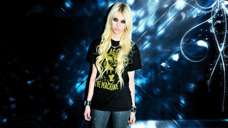 rock, pretty, momsen, babe, blonde, singer, pop, hard, alternative, 1080P, actress, taylor, model, sexy, reckless