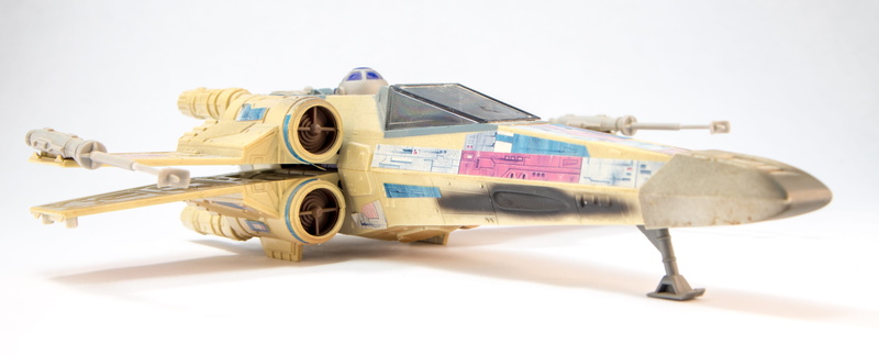 yellow, savings, no people, white background, star, security, space ship, futuristic, childhood, sci-fi, X-Wing, paper currency, currency, plane, economy