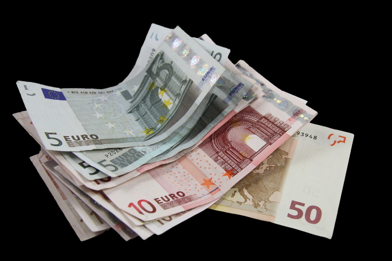 savings, close-up, finance, indoors, economy, no people, cut out, assorted, money, studio shot, number, banknotes, paper currency, exchange rate, wealth