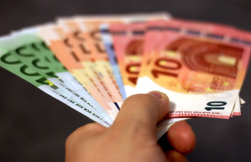 hand, human finger, currency, banknotes, finger, close-up, euro, human hand, holding, assorted, wealth, human body part, finance, money, communication