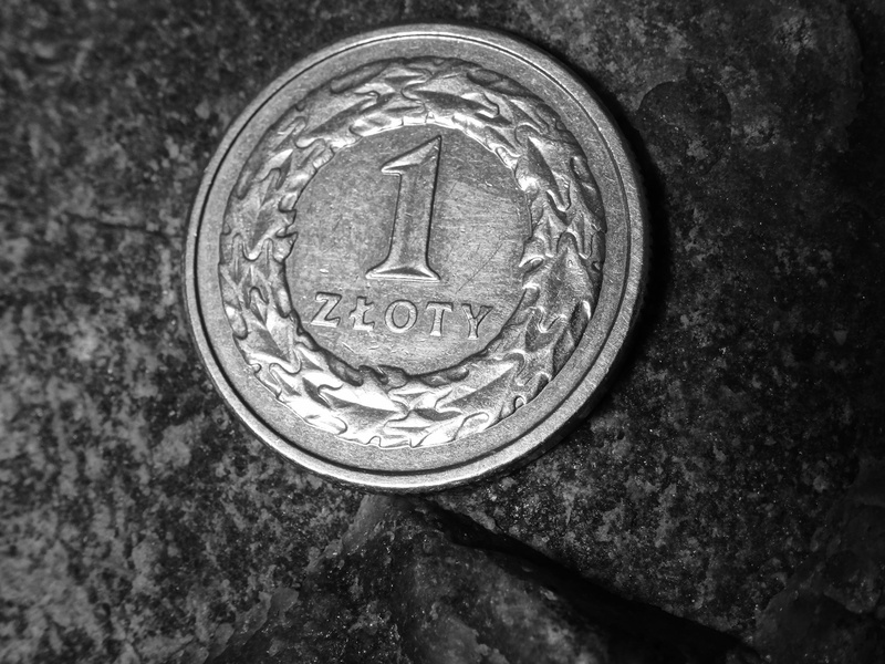 coin, money, history, text, amount, means of payment, old, gold, finance, western script, geometric shape, wealth, communication, no people, savings, safe