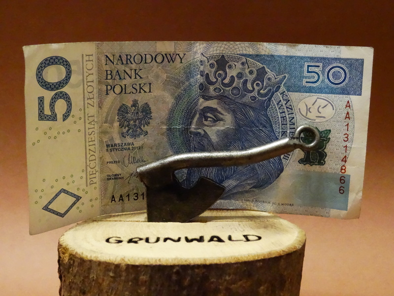 save, prices, safe, text, currency, taxes, script, art and craft, close-up, golden, number, savings, pay, money, non-western script, indoors, gold, euro banknotes