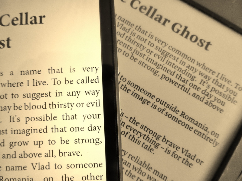read, ebook, paper, finance, board, kindle, 4K, wooden, western script, agreement, business, text, lifestyles, collage, occupation, data, black, no people