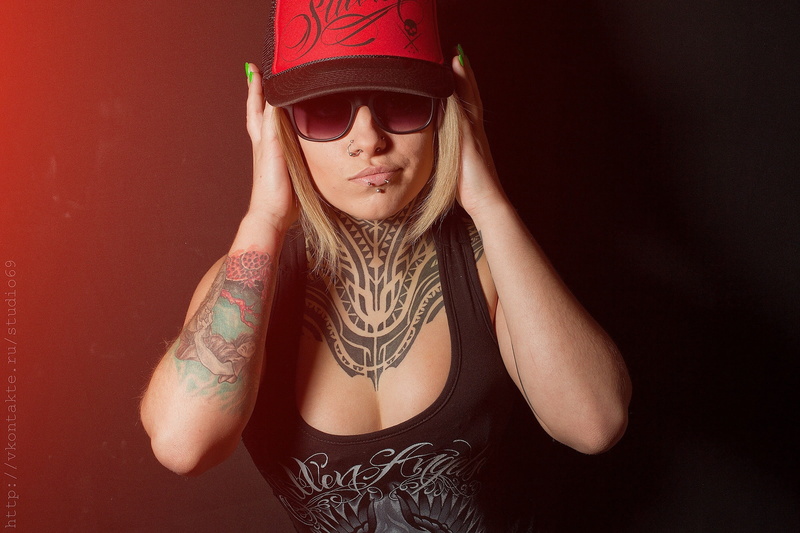 teya, girl, tattoos, 1080P, blonde, piercings, salat