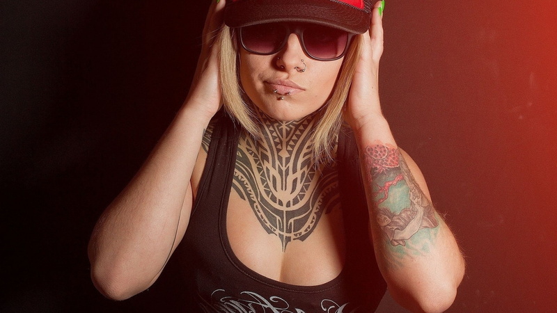 women, Blonde, Glasses, Teya Salat, 1080P, tattoo