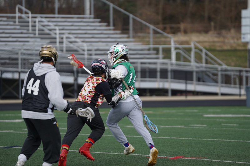 apparel, 5K, outdoors, day, lifestyles, team sport, rear view, team, glove, teenager, group of people, full length, running, field, people, uniform, american football