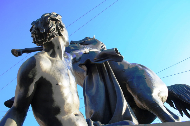 male likeness, mammal, artwork, man, sky, creative, monument, metallic, art and craft, 1080P, design, sculpture, nature, low angle view, statue, bronze