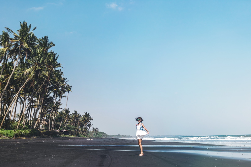 summer, land, tree, sand, coastline, standing, landscape, young, background, coast, relaxation, vacation, trees, nature, seashore, tropical climate, daylight