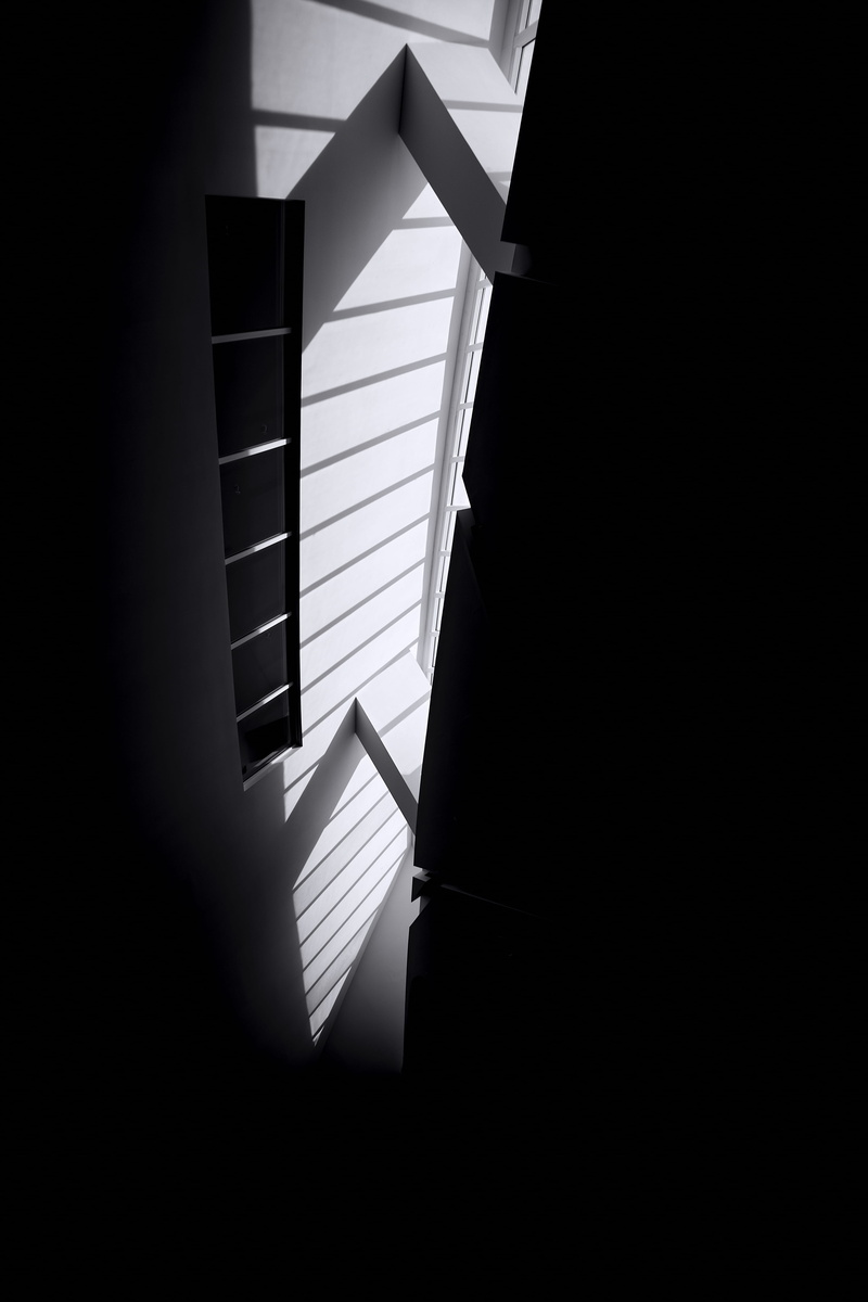 shadow, 5K, copy space, nature, leica, building, darkness, dark, minimalism, day, pattern, bigkid, minimalist, falling, iphone, urban, architecture, steps and staircases