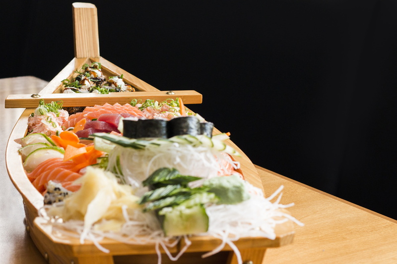 ready-to-eat, close-up, copy space, no people, vegetable, sashimi, japanese food, disclose, indoors, meal, not, freshness, seafood, still life, tray, wellbeing