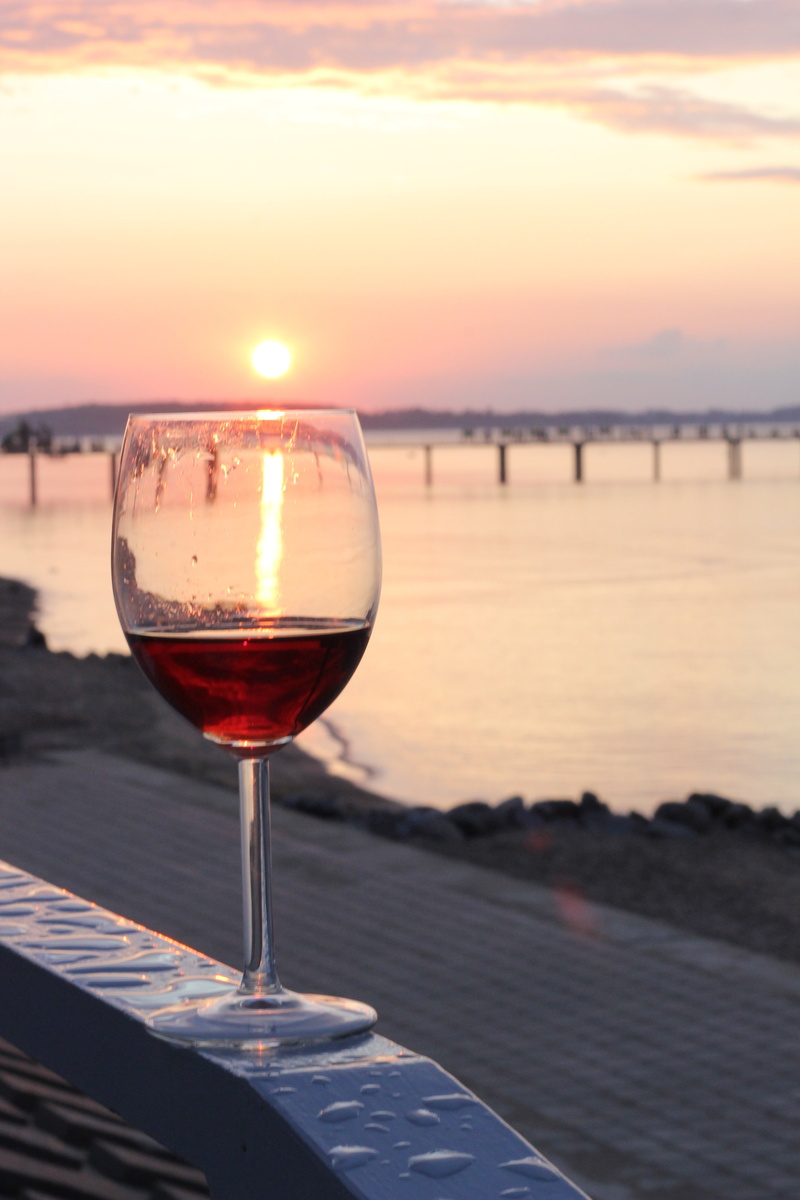 5K, alcohol, nature, glass, wineglass, sun, orange color, refreshment, relax, enjoy, sea, food and drink, sky, beach, wine, water, benefit from, outdoors