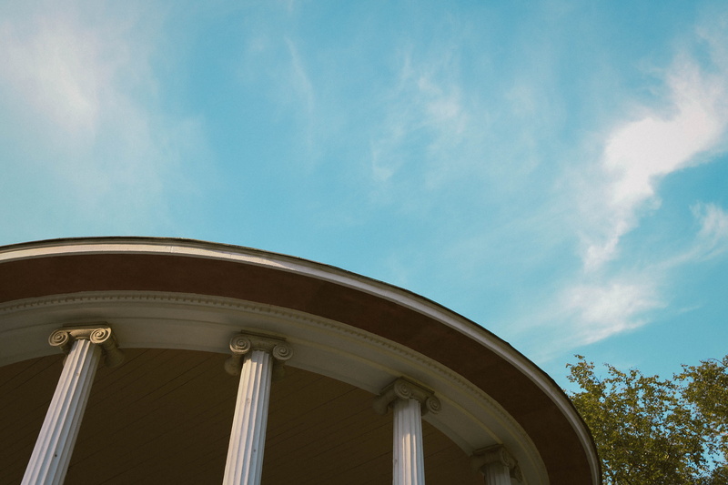 sky, sculpture, clouds, built structure, museum, sunlight, travel, ancient, white, building exterior, residential district, low angle view, shape, building